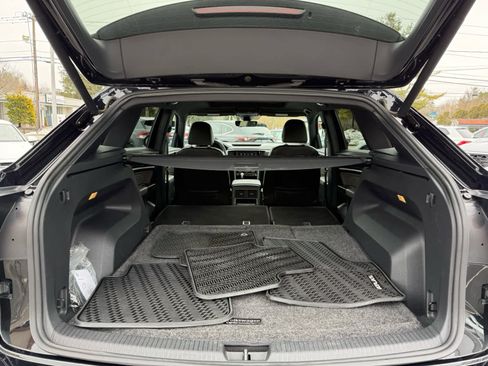 Certified 2022 Volkswagen Atlas Cross Sport SEL image 13