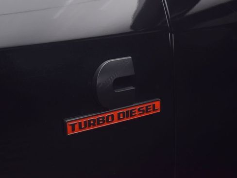 Used 2020 RAM 2500 Laramie w/ Night Edition image 26