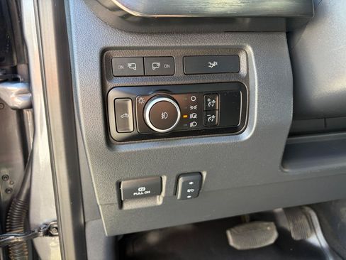 Used 2024 Ford F350 Lariat w/ Lariat Ultimate Package AWD/4WD image 13