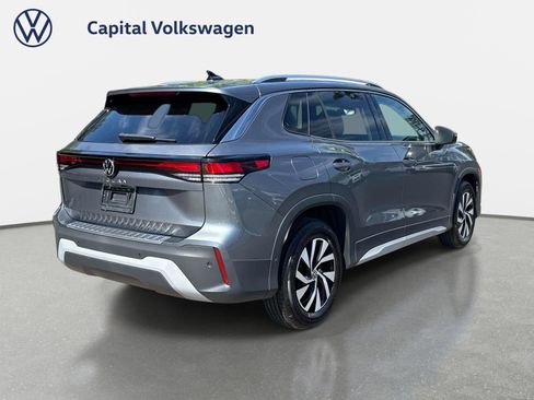 Certified 2025 Volkswagen Tiguan S FWD image 5