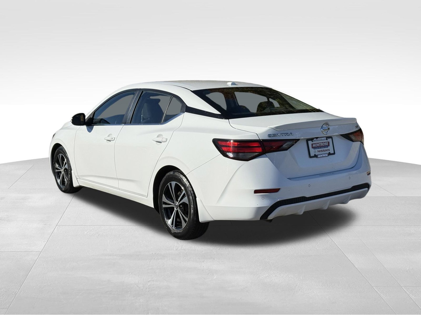 Used 2022 Nissan Sentra SV w/ Electronics Package FWD image 5