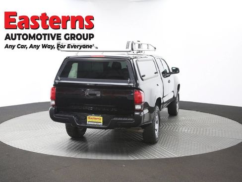 Used 2023 Toyota Tacoma SR AWD/4WD image 37