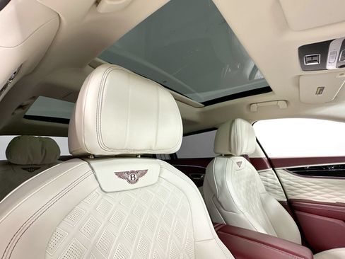 Certified 2022 Bentley Flying Spur W12 AWD/4WD image 23