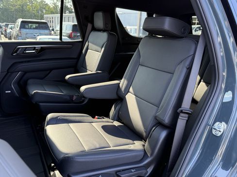 Used 2026 Chevrolet Tahoe Z71 w/ Comfort Package AWD/4WD image 35