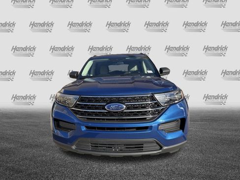 Used 2021 Ford Explorer XLT image 6