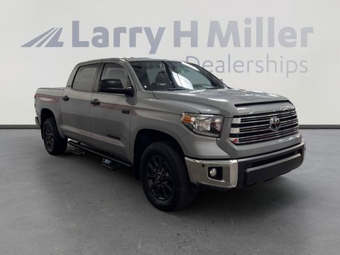 Used 2021 Toyota Tundra SR5 w/ Trail Edition AWD/4WD image 7