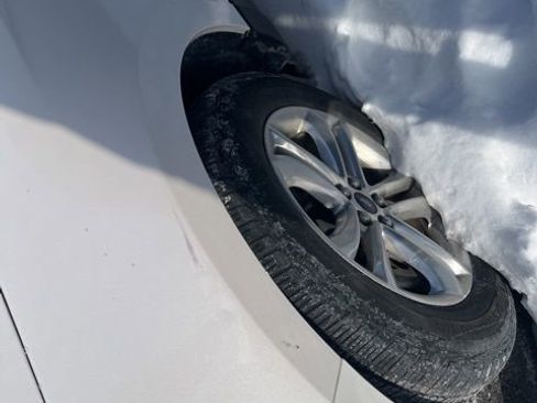 Used 2016 Ford Edge SEL w/ Equipment Group 201A image 10