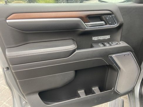 Used 2024 GMC Sierra 1500 Denali image 12