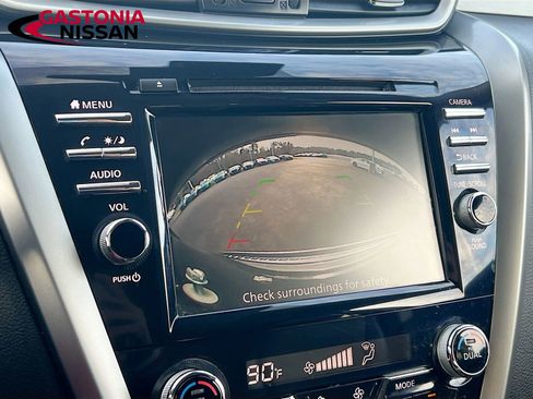 Used 2024 Nissan Murano SV image 17
