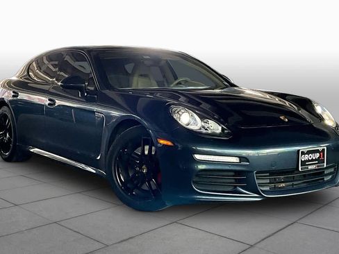 Used 2014 Porsche Panamera image 2