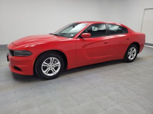 Used 2022 Dodge Charger SXT w/ Leather Interior Group image 2