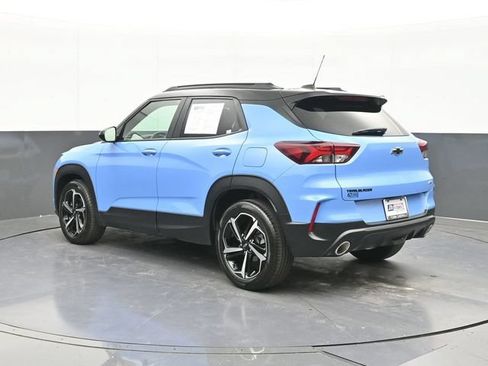 Used 2023 Chevrolet TrailBlazer RS w/ Sun and Liftgate Package FWD image 10