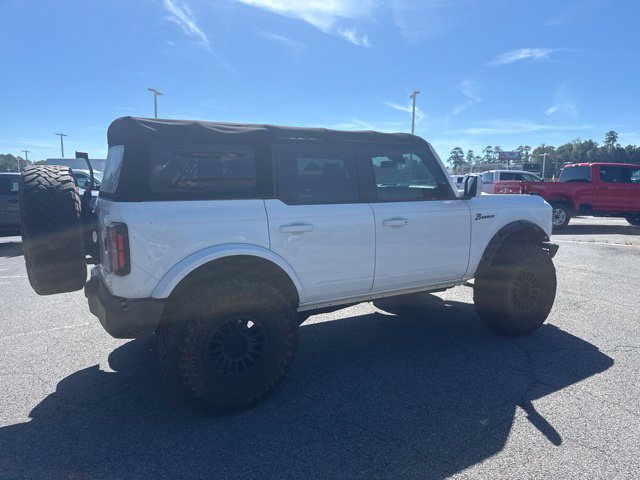 Used 2022 Ford Bronco Outer Banks AWD/4WD image 2