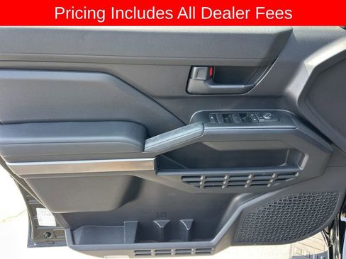 Used 2025 Toyota 4Runner SR5 AWD/4WD image 3