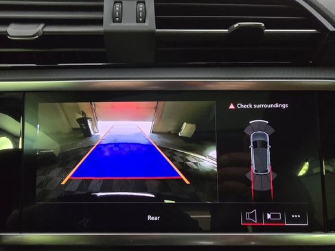 Certified 2025 Audi Q3 2.0T Premium w/ Convenience Package image 15