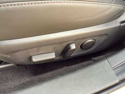 Used 2025 MAZDA MAZDA3 s image 20