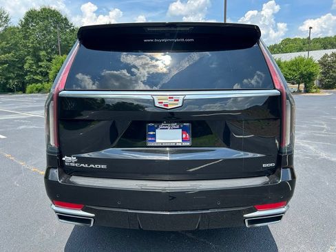 Used 2022 Cadillac Escalade Premium Luxury w/ Performance Package AWD/4WD image 26