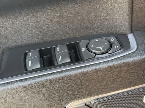 Used 2023 Chevrolet Silverado 1500 LT Trail Boss w/ Convenience Package II AWD/4WD image 26