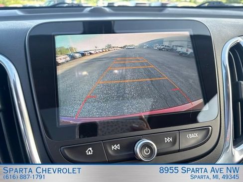 Used 2018 Chevrolet Equinox LT w/ Sun & Infotainment Package AWD/4WD image 21