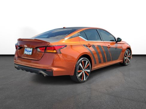 Used 2021 Nissan Altima 2.5 SR w/ SR Premium Package AWD/4WD image 4