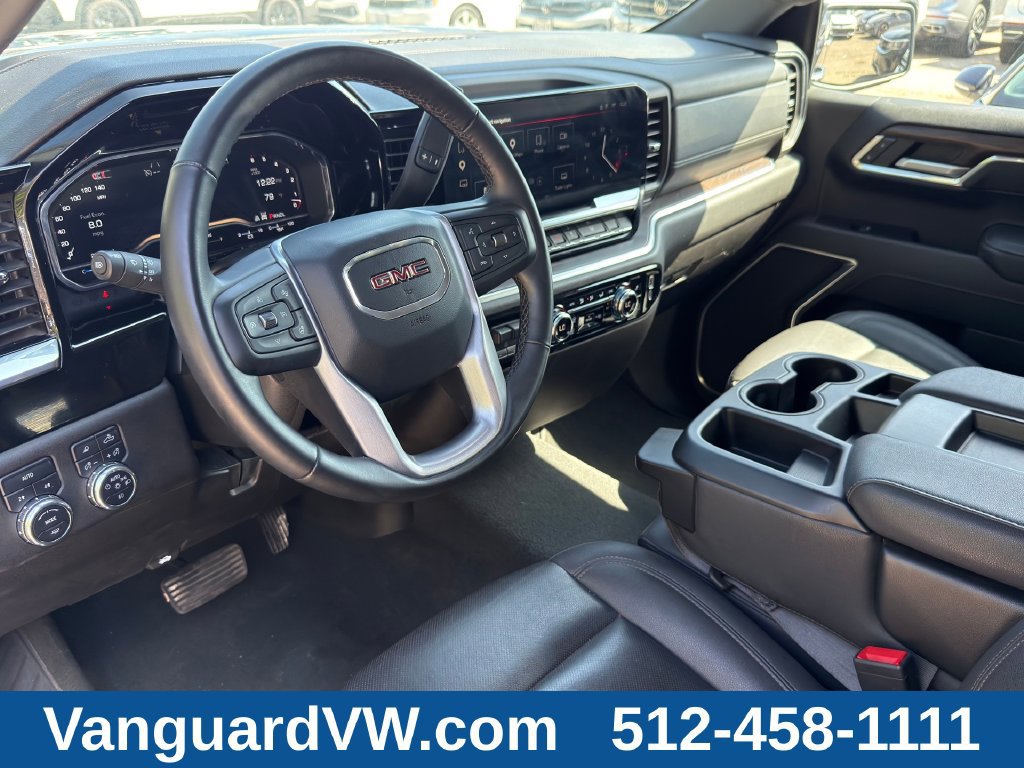 Used 2025 GMC Sierra 1500 SLT AWD/4WD image 10