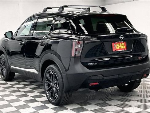 New 2026 Nissan Kicks SR w/ SR Premium Package image 4