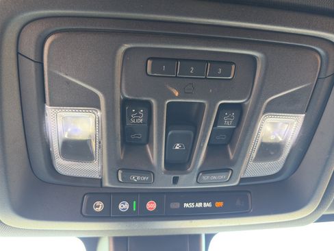 Used 2020 Chevrolet Silverado 3500 High Country AWD/4WD image 26