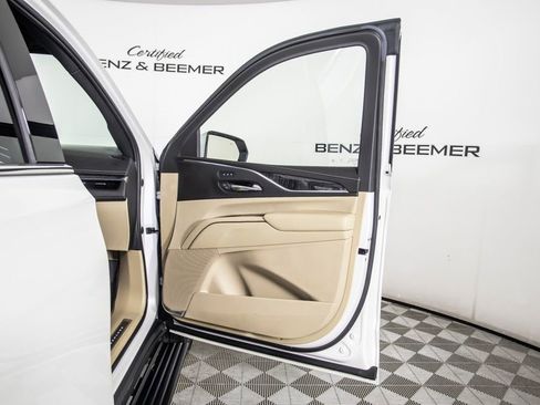 Used 2022 Cadillac Escalade Premium Luxury w/ Touring Package AWD/4WD image 22
