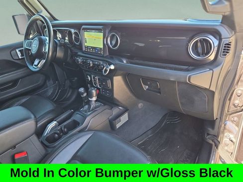 Used 2020 Jeep Wrangler Unlimited Sahara image 19