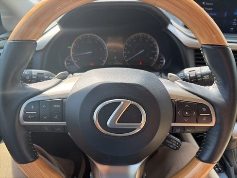Used 2022 Lexus RX 350L FWD w/ Premium Package image 17