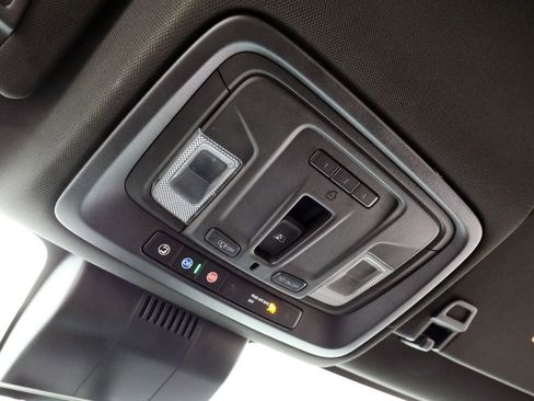 Used 2022 GMC Sierra 1500 AT4 w/ AT4 Premium Package image 35