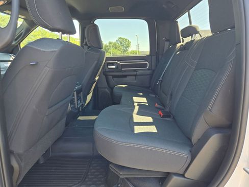 Used 2025 RAM 2500 Laramie AWD/4WD image 13