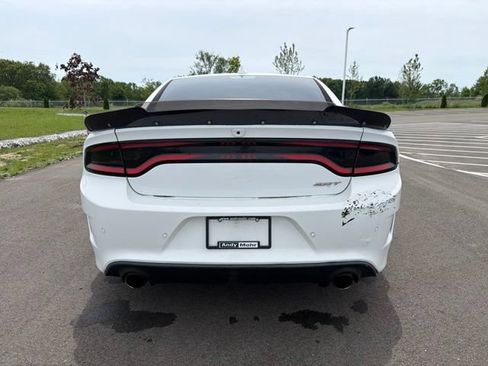 Used 2016 Dodge Charger SRT w/ Harman/Kardon Audio Group RWD image 10