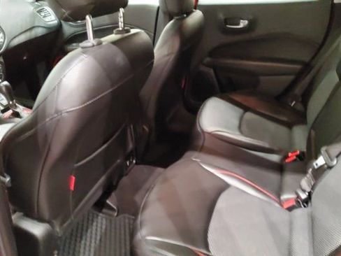 Used 2021 Jeep Compass Trailhawk image 12