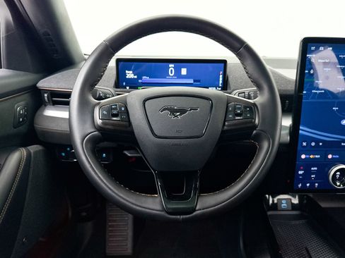 Used 2022 Ford Mustang Mach-E GT AWD/4WD image 34