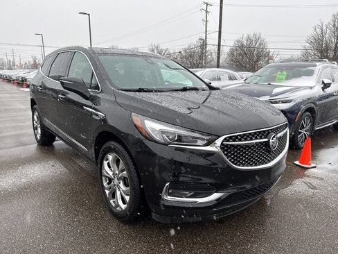 Used 2019 Buick Enclave Avenir w/ Avenir Technology Package image 4