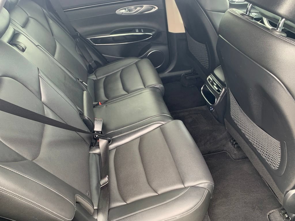 Used 2025 Genesis GV70 2.5T AWD/4WD image 25