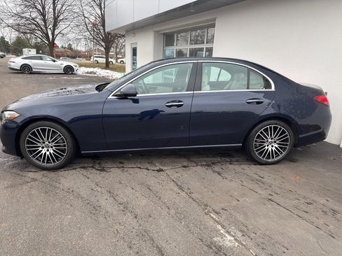 Used 2023 Mercedes-Benz C 300 4MATIC Sedan image 2