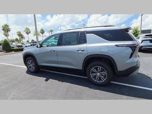 New 2026 Chevrolet Traverse LT w/ Driver Confidence Package FWD image 22