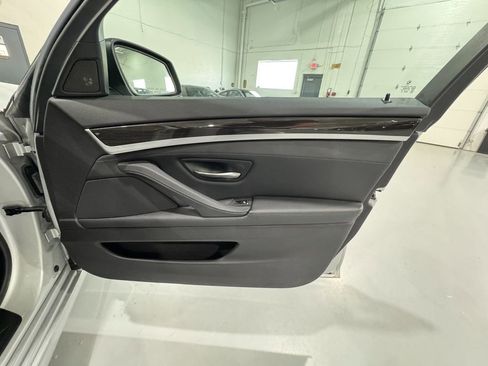 Used 2011 BMW 535i xDrive Sedan image 45