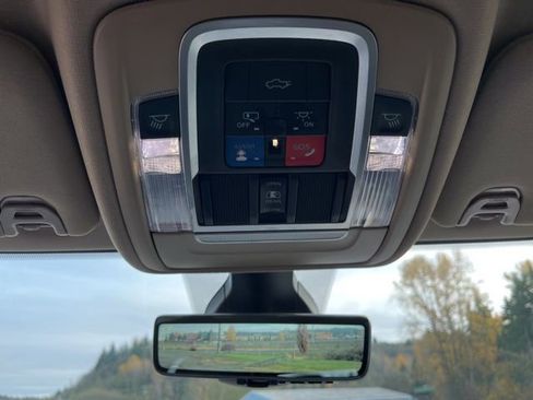 Used 2022 RAM 3500 Laramie image 21