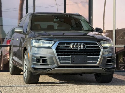 Used 2018 Audi Q7 3.0T Prestige w/ Prestige Package AWD/4WD image 18