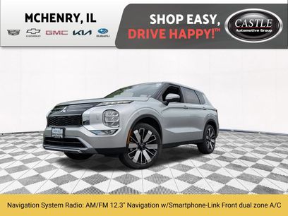 Used 2025 Mitsubishi Outlander SE