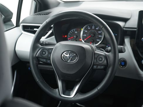Used 2022 Toyota Corolla SE image 18