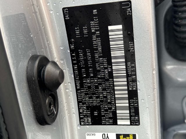 Used 2025 Toyota Corolla Cross LE FWD image 30