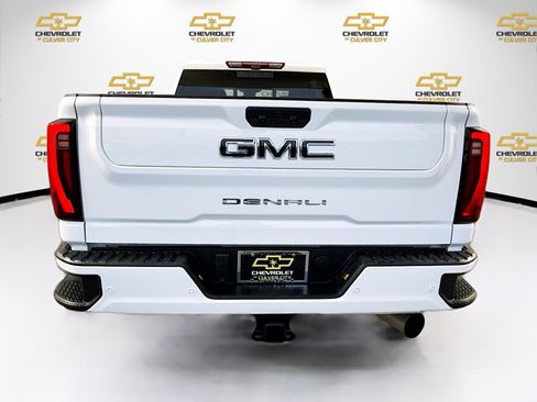 Used 2024 GMC Sierra 2500 Denali w/ Denali Reserve Package image 6
