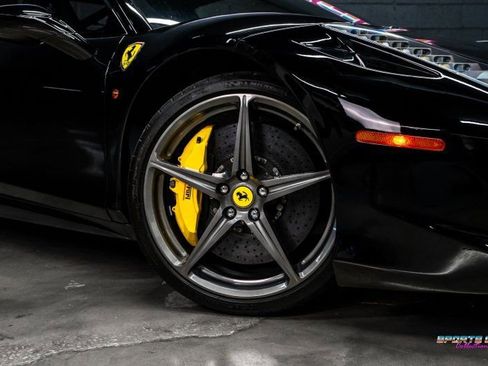 Used 2011 Ferrari 458 Italia Coupe image 15