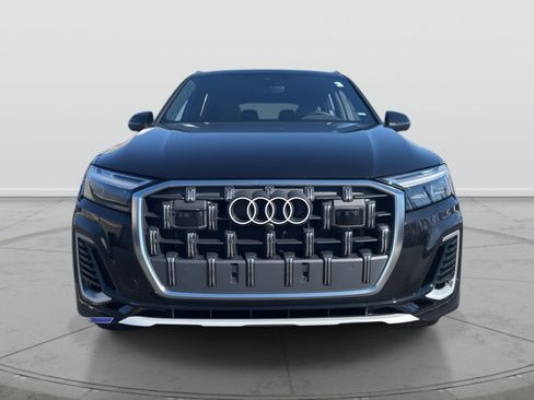 Used 2025 Audi Q7 3.0T Premium Plus image 2