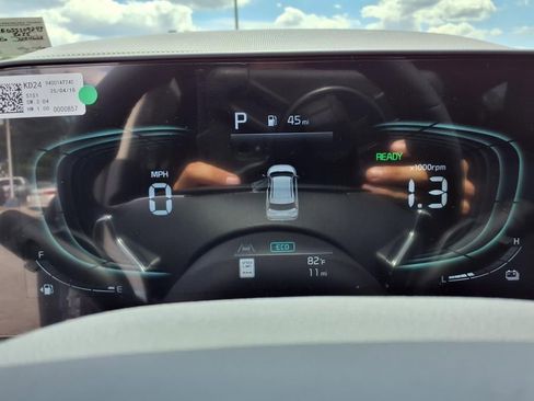 New 2025 Kia Niro EX Touring image 18