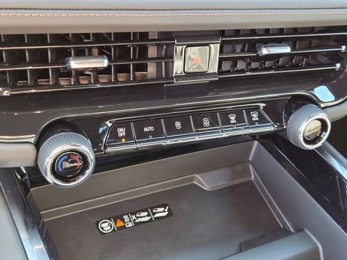 New 2026 Chevrolet Tahoe High Country RWD image 14